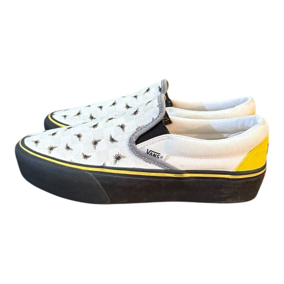 Vans Custom Classic Slip-On Sneakers Limited Edition Bee Pattern Women’s Size 8 - Picture 3 of 8